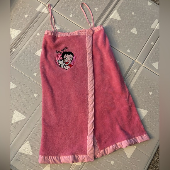 Betty Boop Towel Wrap - Picture 1 of 4